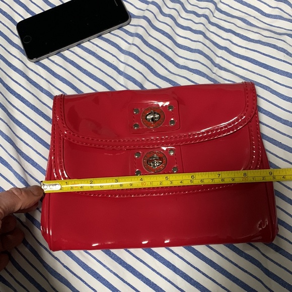 MARC JACOBS Coral Patent Leather Clutch - Picture 8 of 13